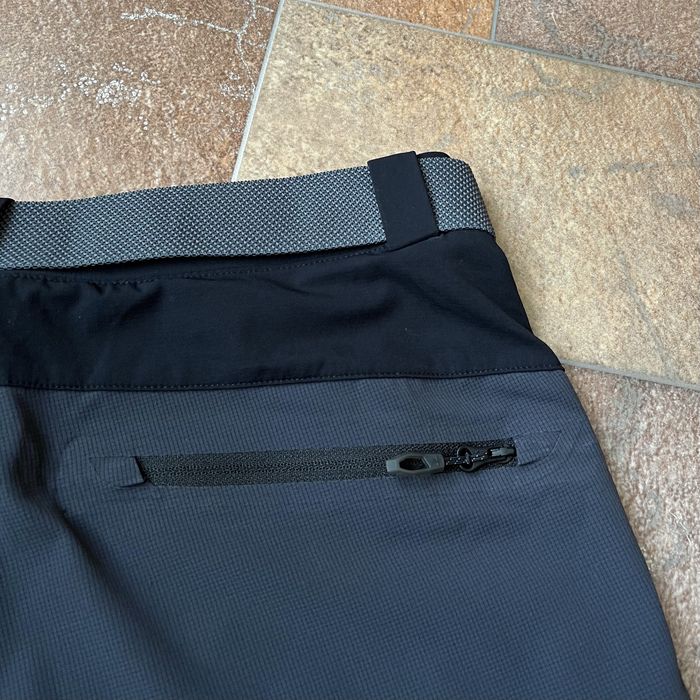 Columbia Titanium карго-штани з ремінем