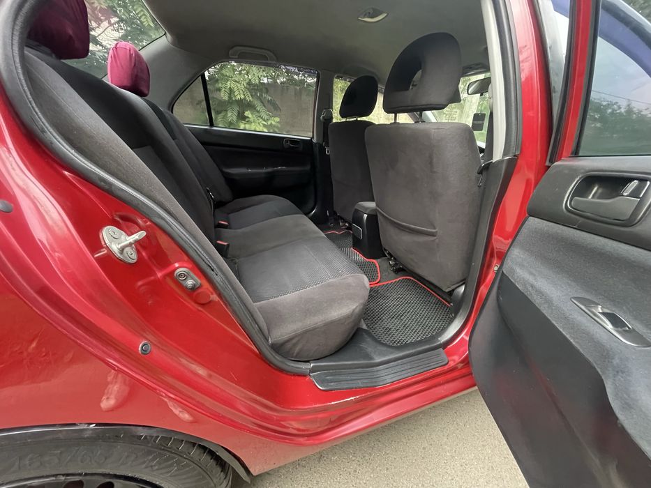 Mitsubishi Lancer 1.6 Газ