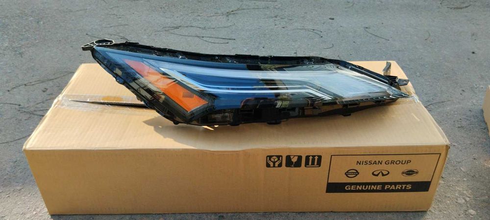 Nissan Rogue T33 Фара Ходовой Огонь LED Левый Правый DRL ДХО ОРИГИНАЛ