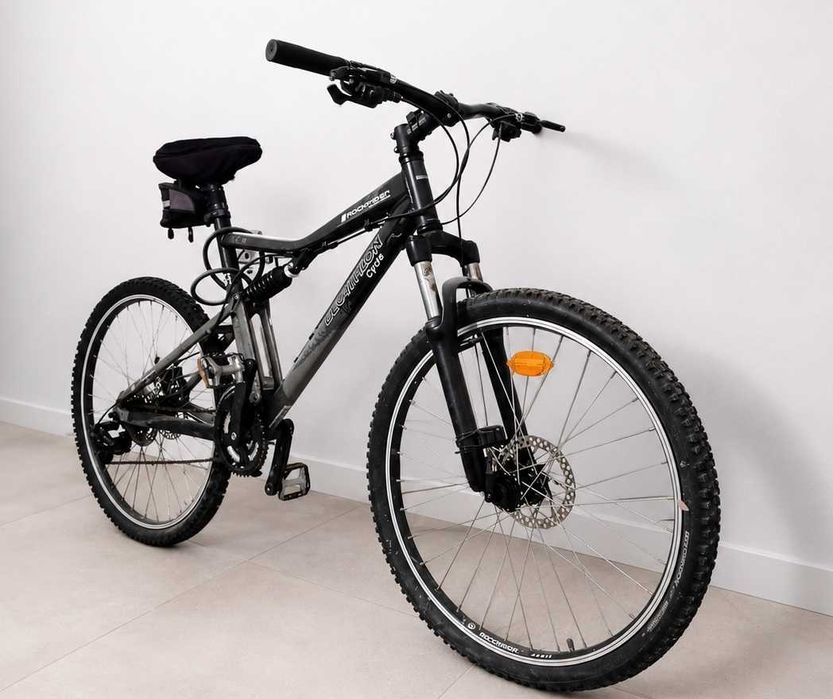 Bicicleta com dupla suspensão