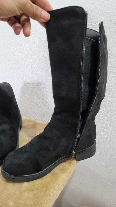 Botas de Cano Alto – Tam. 35 (Novas!)