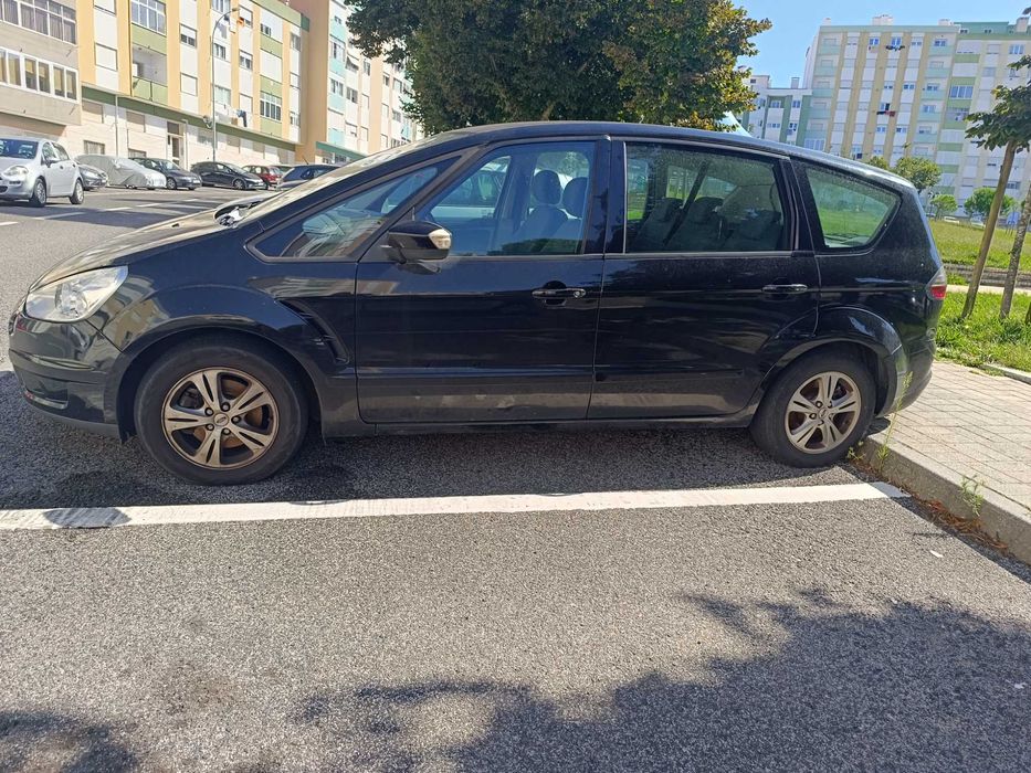 Carrinha Ford smax
