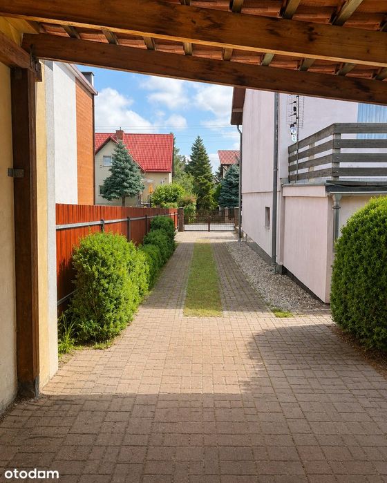 Dom z ogrodem, tarasem i widokiem na Góry Sowie – Bielawa, ul. Chopina