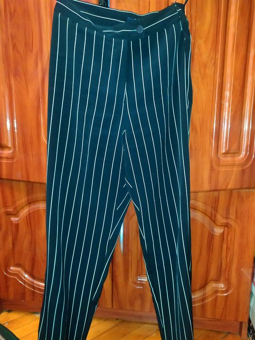 Класичні штани в полоску