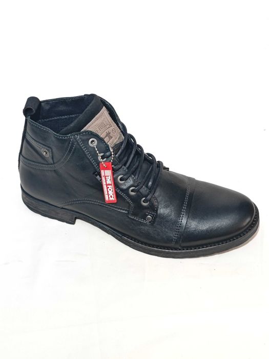 Bota Homem Couro Preto - Tamanho 44 - Novos
