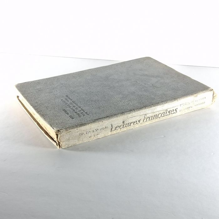 Livro "Lectures Françaises"