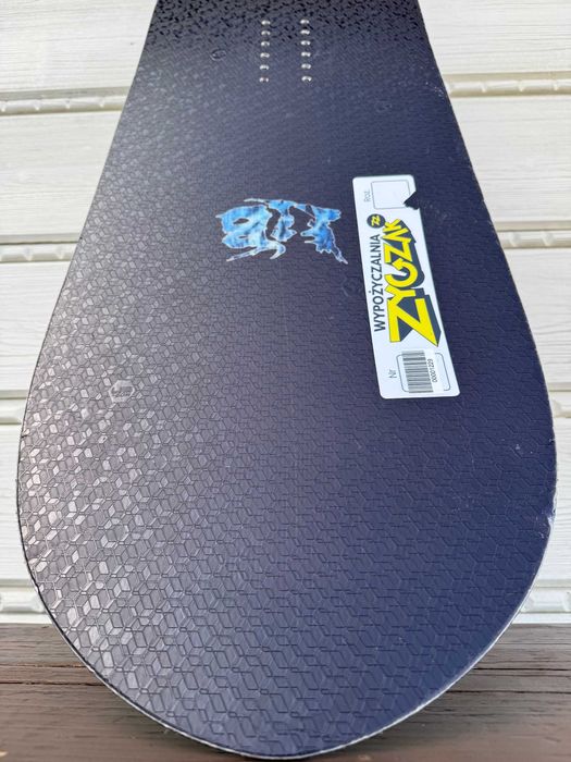 Używana Deska snowboardowa Lib Tech Stump Ape 157W Białka