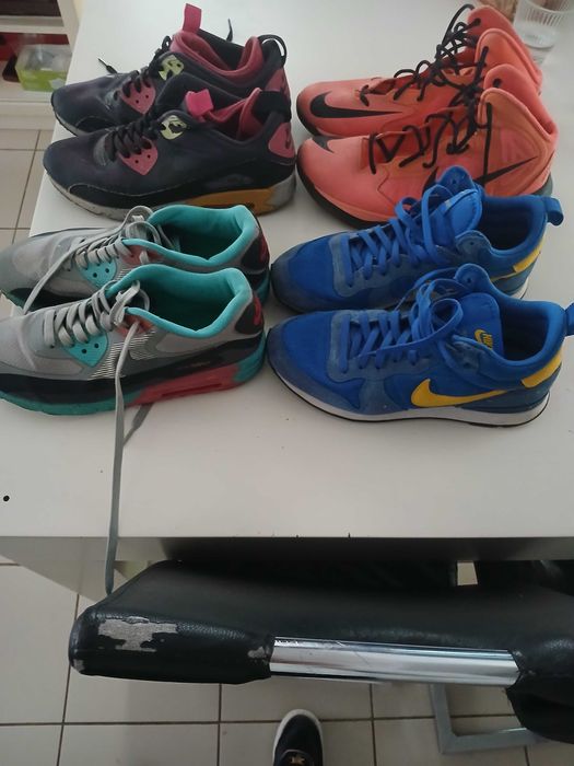 8 pares de sapatilhas