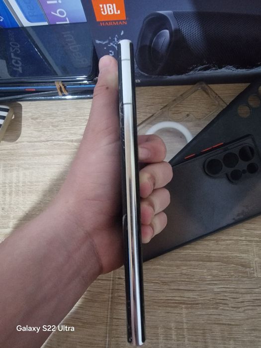 Samsung S22 ultra...