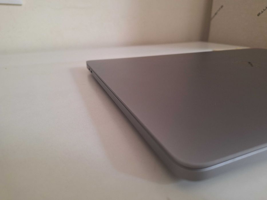 MacBook Pro 16” 2019 i7 16GB RAM 512GB SSD | Bateria em bom estado