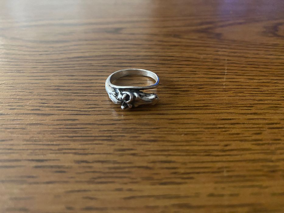 Pierścionek srebrny z głową konia