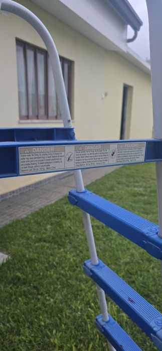 Escada para piscina