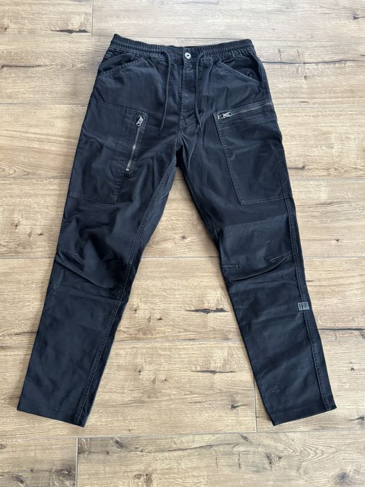 Bojowki  G star  Powel rozmiar 30/30 stan Niwe