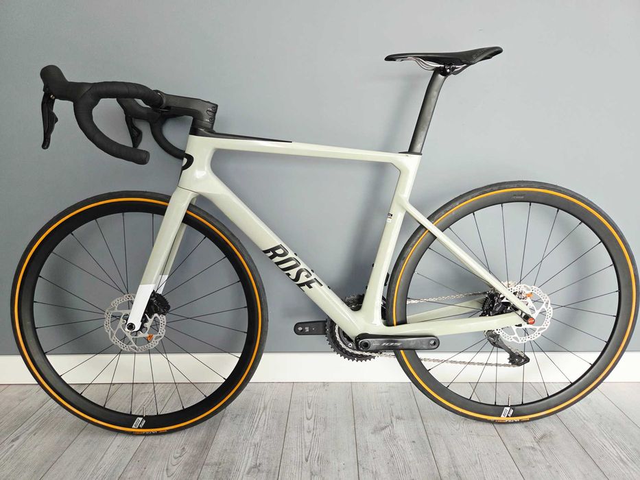 ROSE Xlite 04 Advanced – Carbon / Shimano 105 Di2 / Rozmiar 55cm – Nowa!
