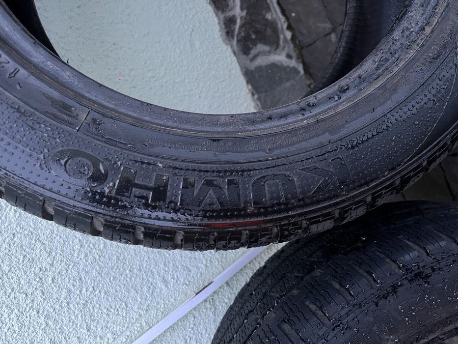 Два комплекти шин ( літні та зимові ) r17