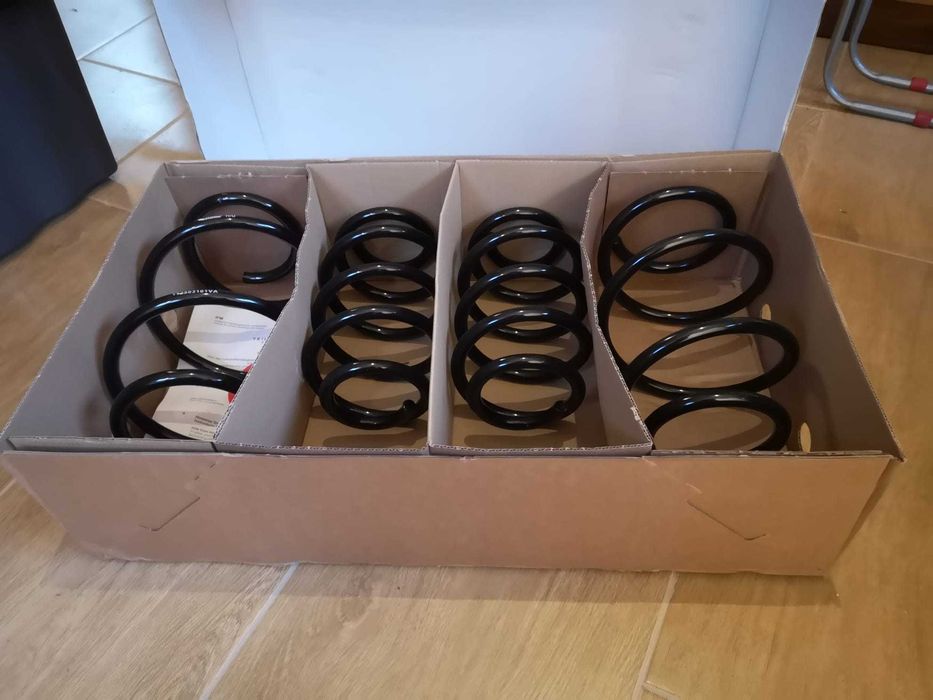 Molas de Rebaixamento Eibach pro kit - Mercedes CLA