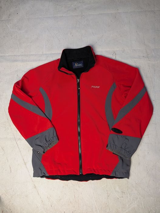 Czerwona kurtka Softshell Peak Performance