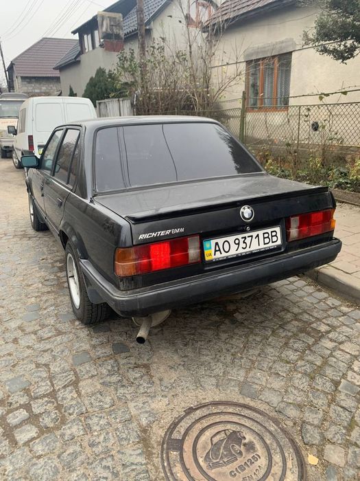 БМВ        Е - 30 продаємо