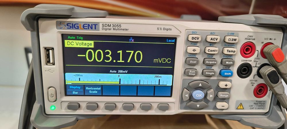 Siglent SDM3055 multimetr laboratoryjny stołowy