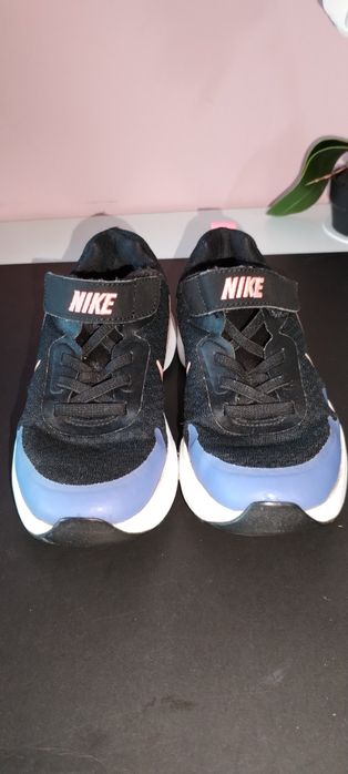 Adidasy Nike roz. 31