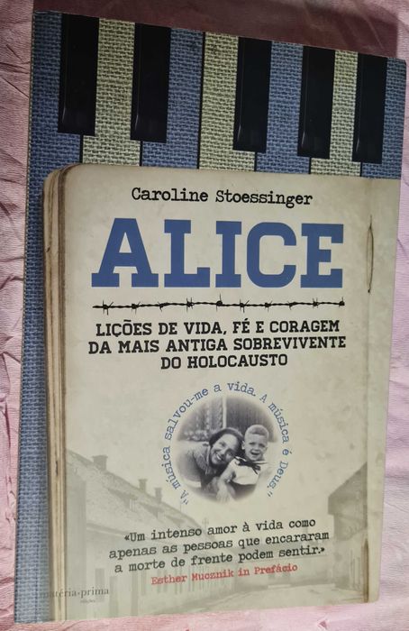 Alice de Caroline Stoesdinger