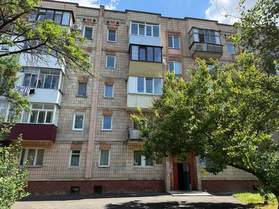 Продається однокімнатна в Рівне на 12 школі