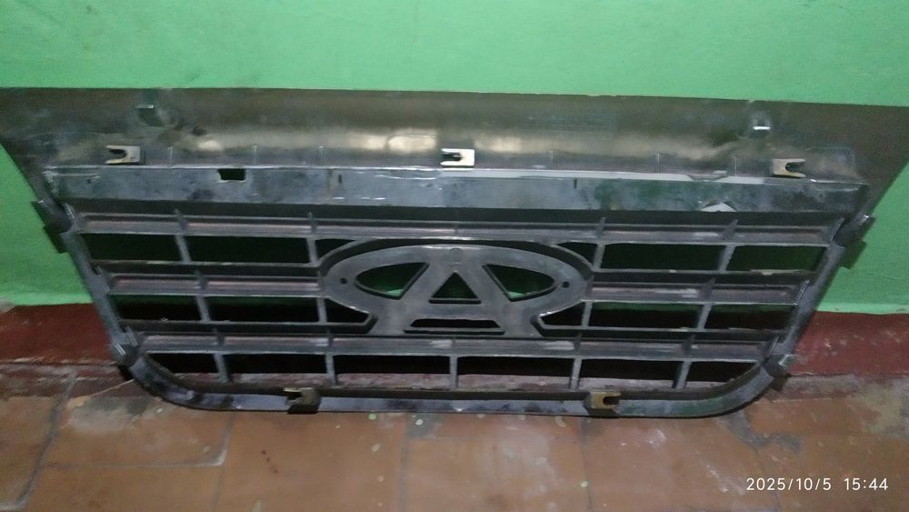 Решітка радіатора Chery Tiggo