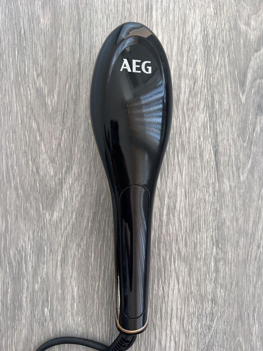 Escova alisadora de cabelo AEG