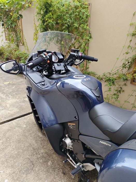 Kawasaki GTR 1400