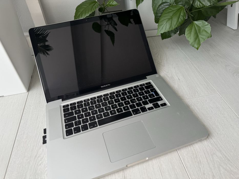 MacBook Pro 15” Mid 2010
