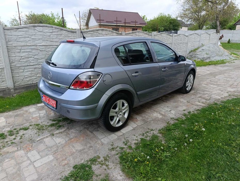 OPEL ASTRA H 1.4 з Німеччини