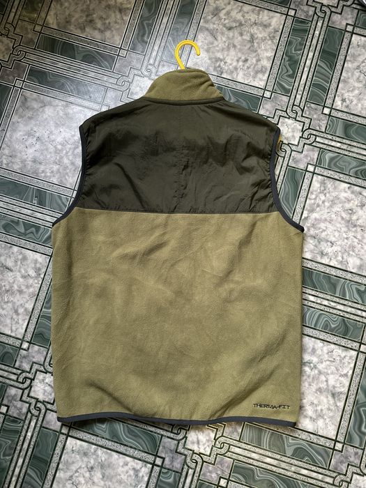 Жилетка Nike Therma-Fit