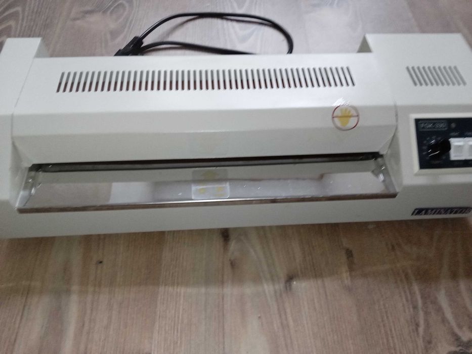 ламінатор FGK 330