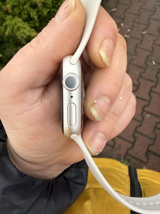 Apple Watch 8 41 mm kondycja 85% ładny