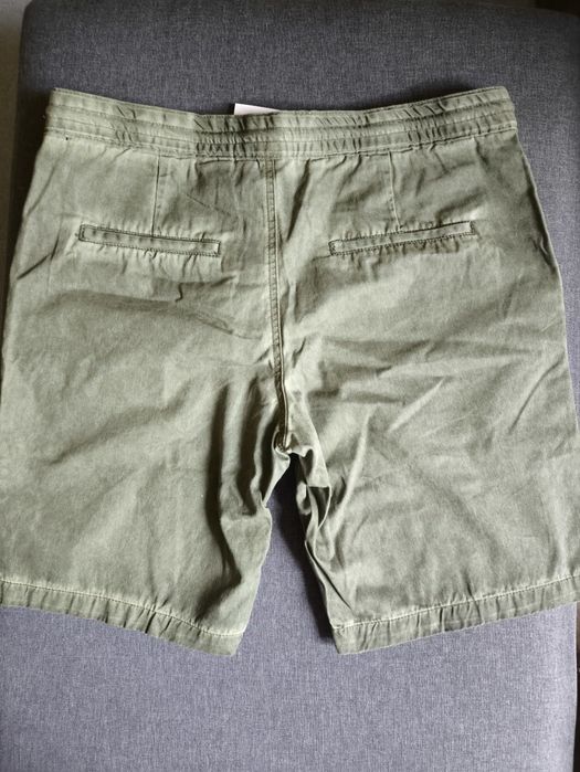 Spodenki męskie bermudy wiązane rozmiar L nowe
