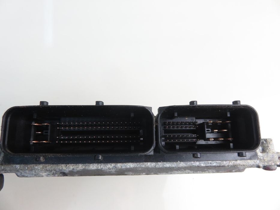 Sterownik Skoda Octavia II 1.6 06a906033nt 5wp40788