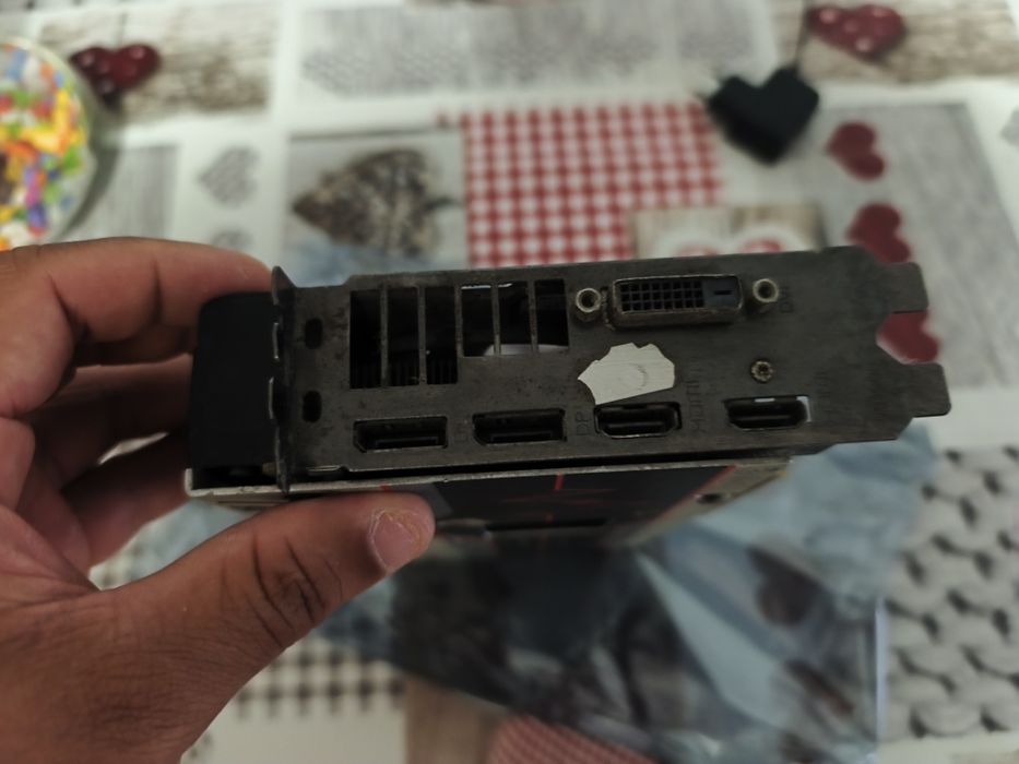Sapphire Radeon RX 580 8GB GDDR5 - Impecável (Ler Descrição)
