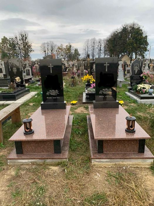 Виготовлення/Встановлення/Реставрація памятників/Бруківка.