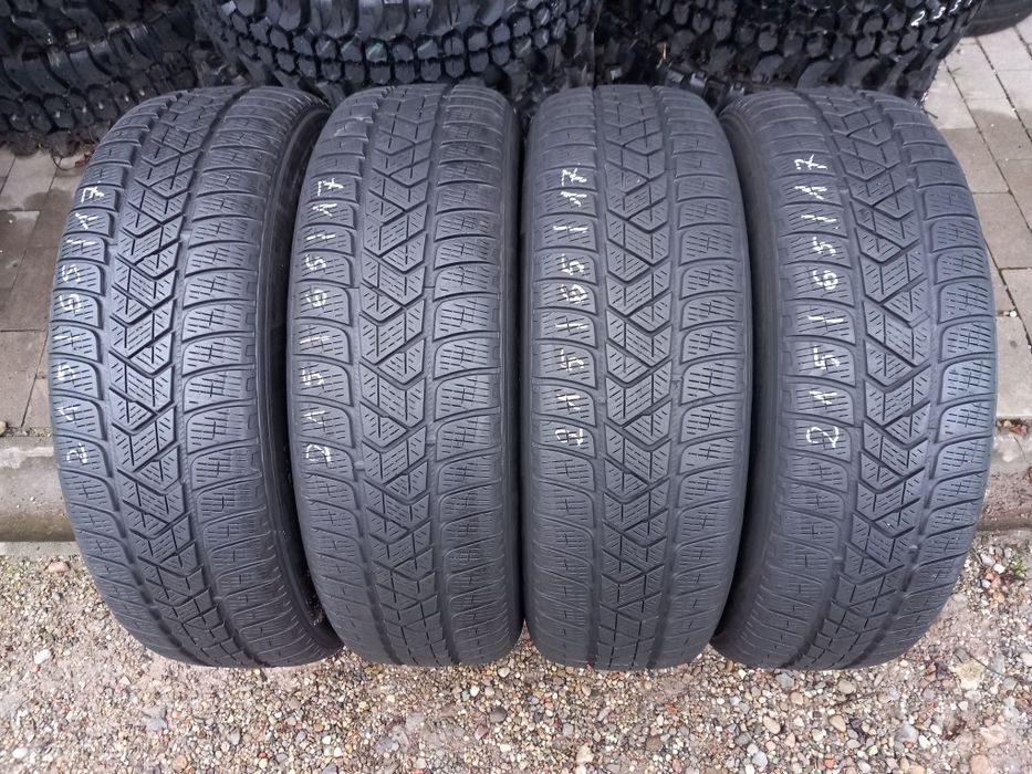 4x Opony Używane Zimowe 215/65R17 Pirelli