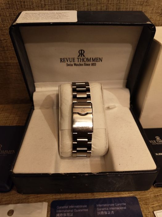 Revue Thommen 42mm ETA Valjoux 7750 Daytona
