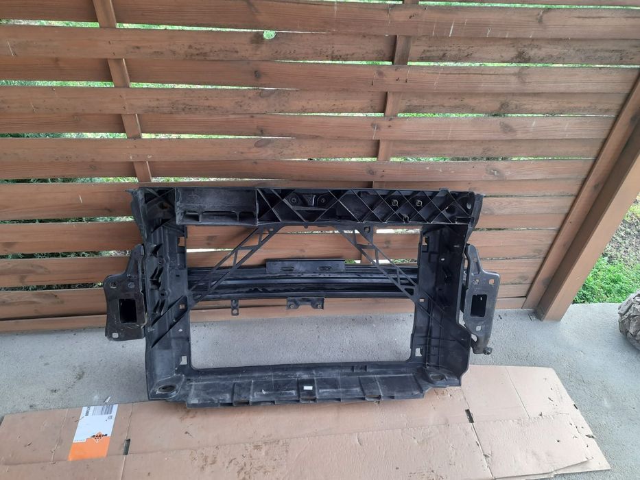 Fabia III pas z belką