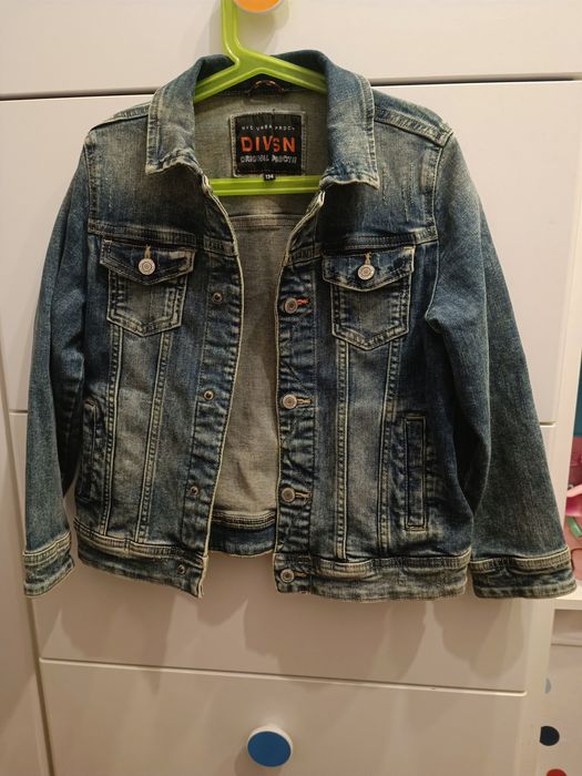 Kurtka jeansowa 134