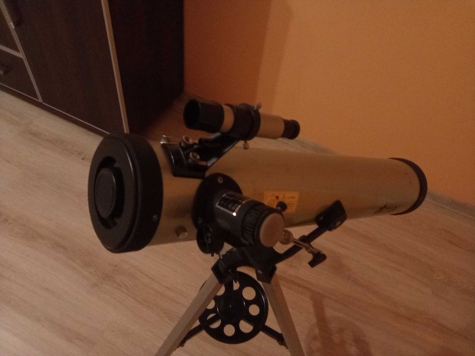 Astronomiczny Teleskop F70076
