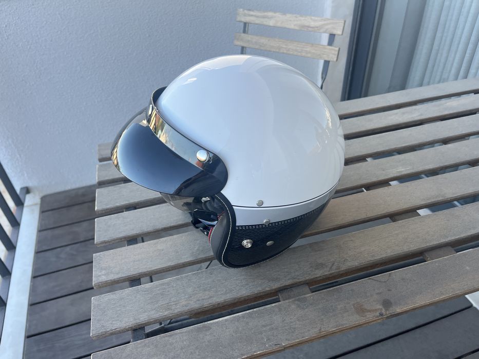capacete marca  nox premium
