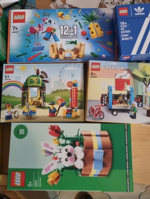 Vários Lego creator sazonal ideas Disney  dots