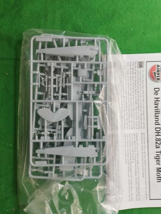 1/72 Airfix AX01024 de Havilland dH. 82 A Tiger Moth Mk.II kit modelismo FAP