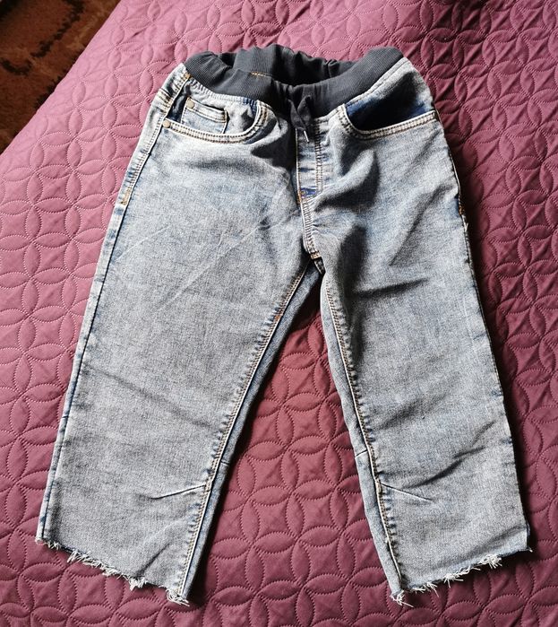 Spodnie jeansowe chłopięce 3/4 r. 158