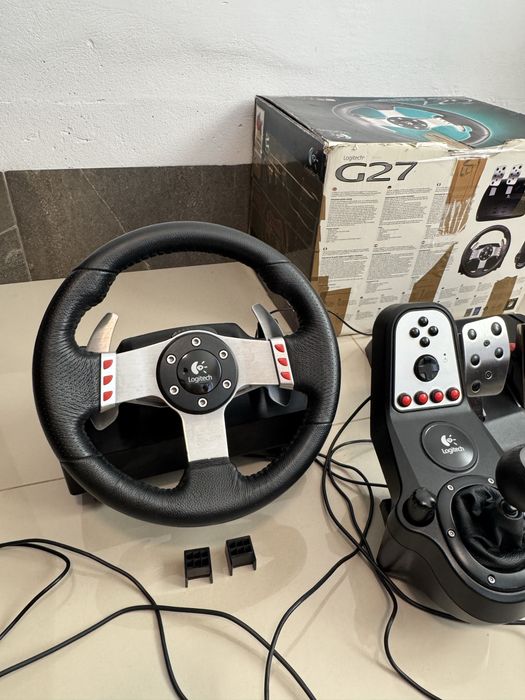 Sprzedam kierownicę Logitech G27 + shifter