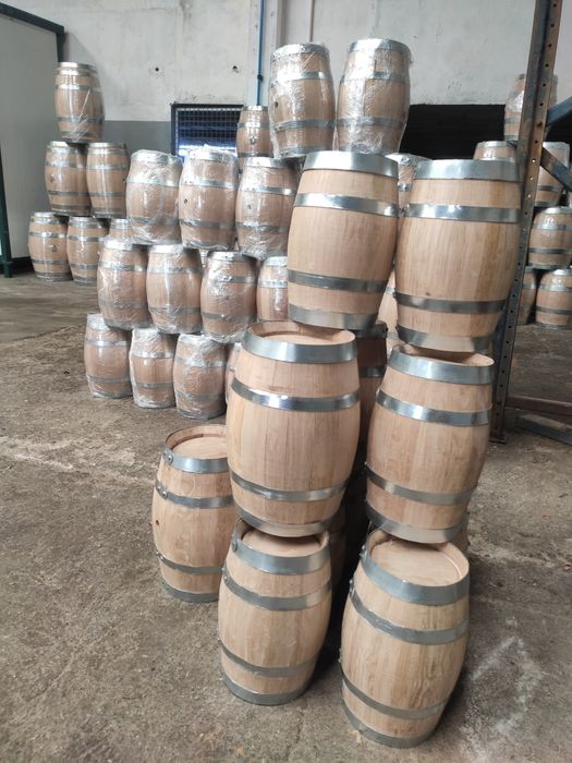 Pipos/Pipas/Barris/Barricas em madeira de carvalho francês e castanho