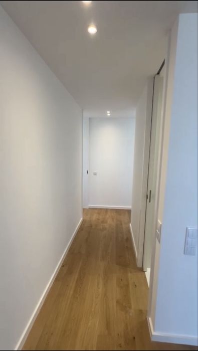 Arrendamento Apartamento T4 Living Sea